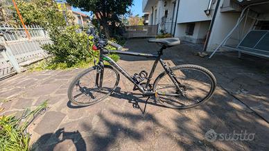 Bici Mountainbike con ruote ibride 28