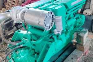 Coppia VOLVOPENTA 240 HP diesel