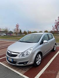 OPEL CORSA NEOPATENTATI GPL