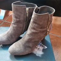 Scarpe GEOX - Tronchetto scamosciato grey - tg 39