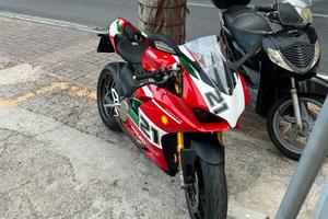 Ducati Panigale v2 troy bayliss