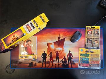 SET  ONE PIECE: TAPPETINO XL+ TACCUINO+MAGNETI