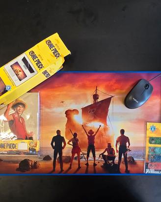 SET  ONE PIECE: TAPPETINO XL+ TACCUINO+MAGNETI