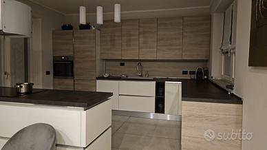 cucina completa come da foto