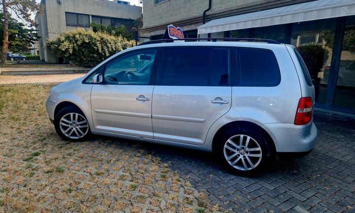 Volkswagen Touran 1.9 TDI 105CV DSG Trendline