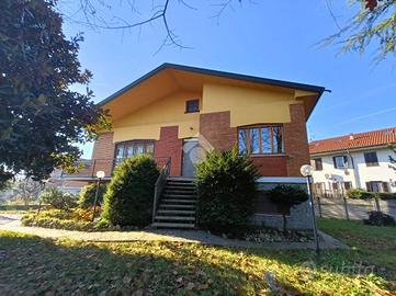 VILLA SINGOLA A SEVESO