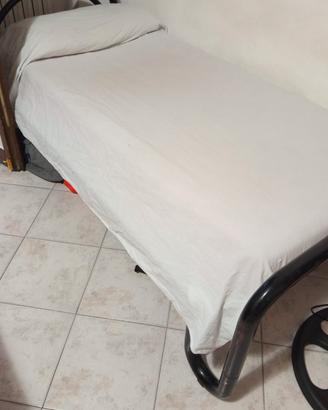 letto singolo con materasso 