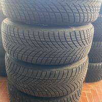 Gomme invernali seminuove 215/55 R17 98H Good Year