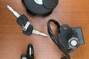 kit completi tappi Honda xl 600  e serbatoio Rm/lm