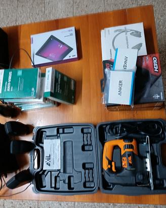 FUORI TUTTO: ARTICOLI ELETTRICI ED ELETTRONICI