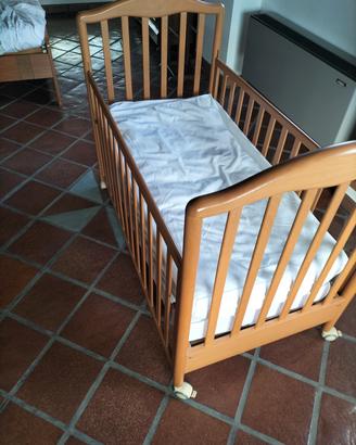 lettino legno cm 70x133x102