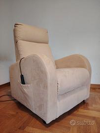 Poltrona elettrica conforme UE/EN, Roma (Balduina)