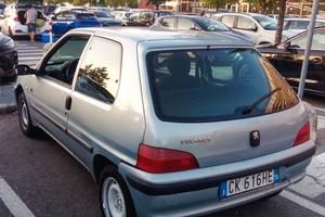 Peugeot 106(Estetica Rallye)