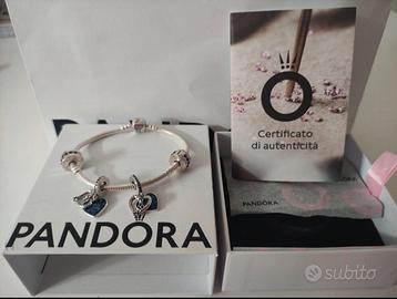 Bracciale pandora nuovo con confezione e 4 charms 