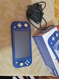 Nintendo Switch Lite + 13 giochi