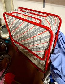 Brandina pieghevole con materasso