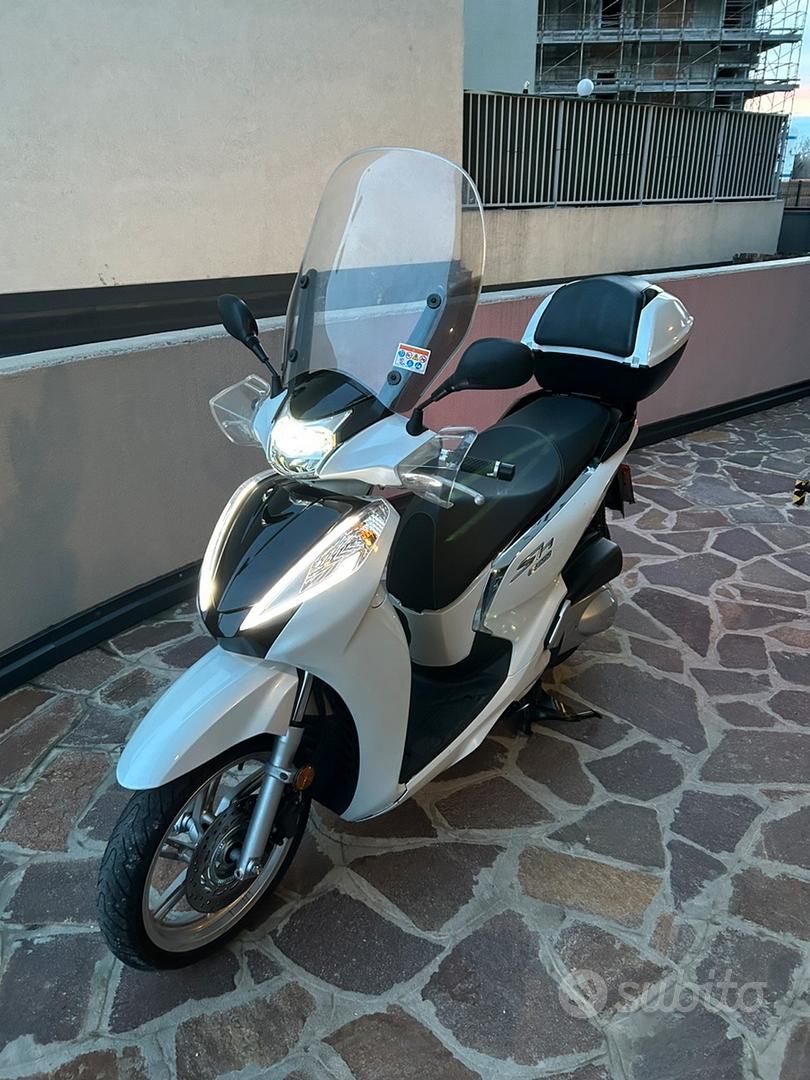 Honda SH 300 usata a bologna per € 4.100