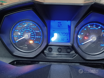 Moto Kymco Downtown 350