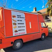 Fast food paninoteca ambulante