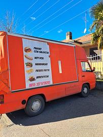 Fast food paninoteca ambulante