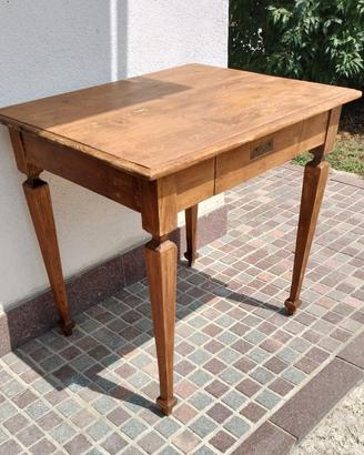 VECCHIO TAVOLINO IN LEGNO STILE LUIGI XVI