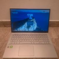 portatile asus vivobook 15 con scheda grafica 