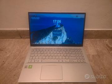 portatile asus vivobook 15 con scheda grafica 