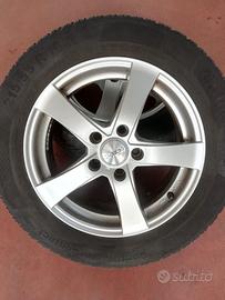 Cerchi in lega DEZENT 16 con gomme