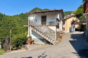 CASA INDIPENDENTE A LUMARZO