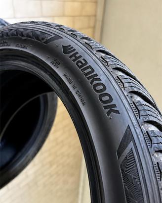 Treno gomme termiche Hankook 225/45 R17
