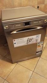 Lavastoviglie Ariston