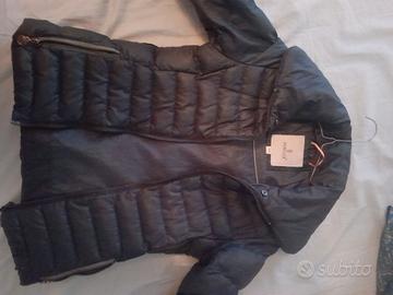 Giubbotto Moncler bimba blu 7-8 anni perfetto