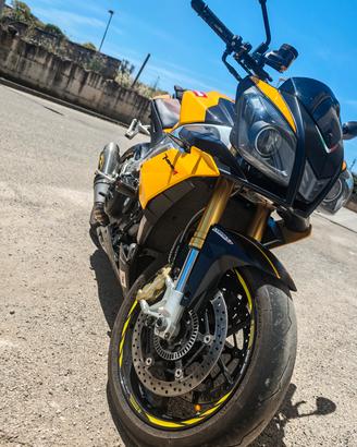 Aprilia tuono V4 aprc
