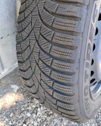 gomme termiche Toyo mis. 205/55R16 94v con cerchio
