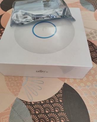Access Point UniFi U6 Long-Range + Alimentatore
