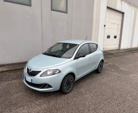 Lancia Ypsilon 1.0 FireFly 5 porte S&S Hybrid Gold