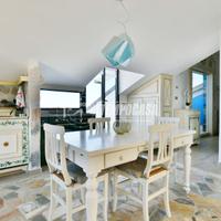 BILOCALE DA SOGNO CON TERRAZZI E VISTA MARE !!