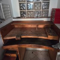 scrivania o banco orafo 