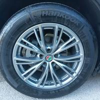 Cerchi e gomme Alfa Romeo Stelvio da 18 
