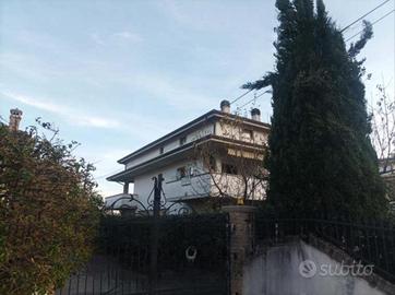 CEPAGATTI, ampio appartamento