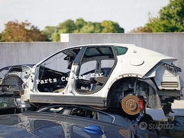 Scocca per taglio lamierati Maserati Levante