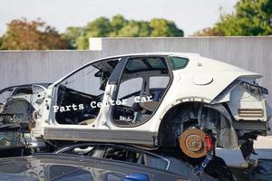 Scocca per taglio lamierati Maserati Levante