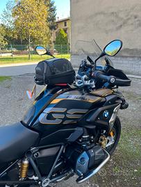 BMW R 1250 GS  anno 2019 modello EXCLUSIVE