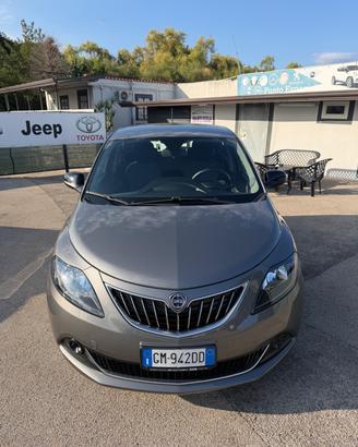 Lancia Ypsilon 1.0 FireFly 5 porte S&S Hybrid Ecoc