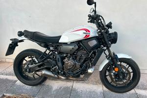 Yamaha xsr-700