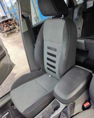 Sedile anteriore dx FORD FOCUS del 2009