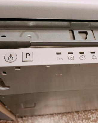  lavastoviglie Hotpoint Ariston  da incasso