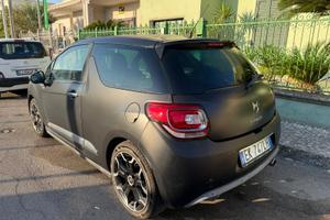 DS 3 Just Black
