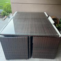 Tavolo da giardino in rattan sintetico con piano i