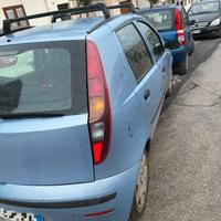 fiat punto 